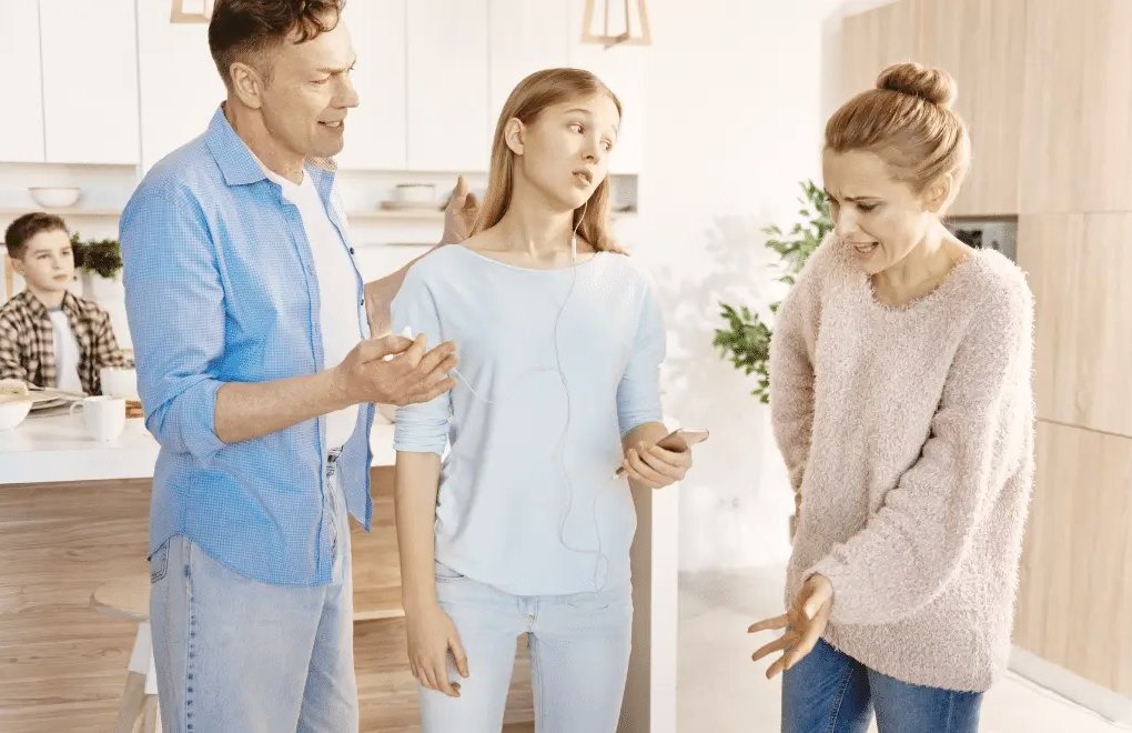 toxic mother and toxic parent signs are arguing with their daughter