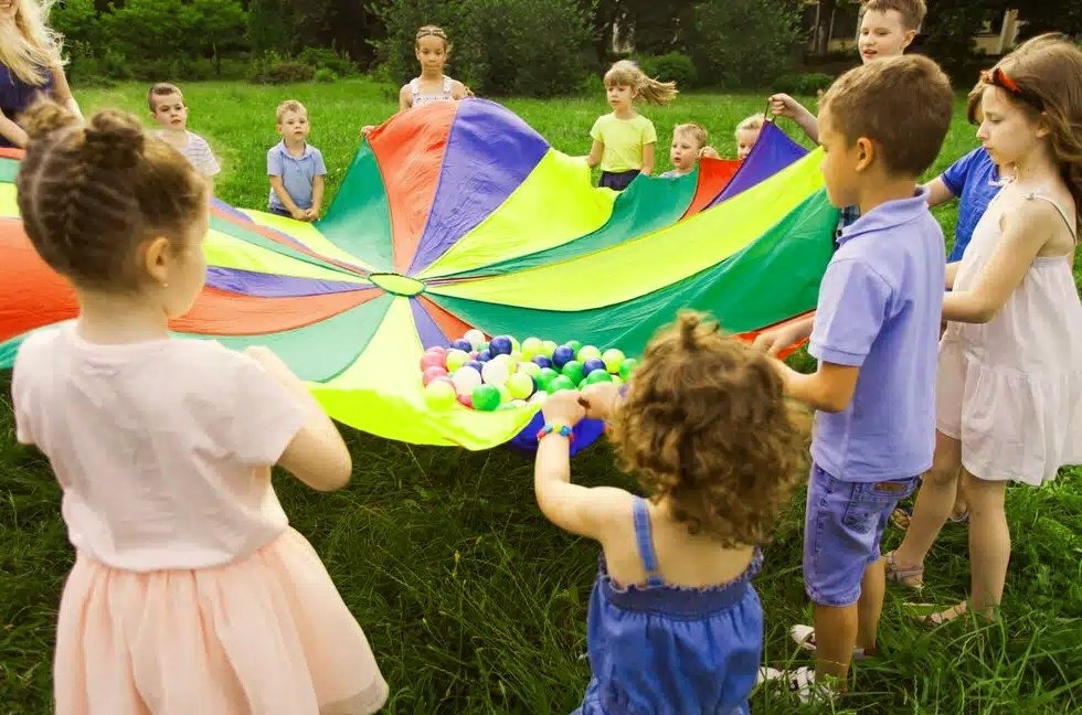 outdoor activites for toddlers and preschoolers